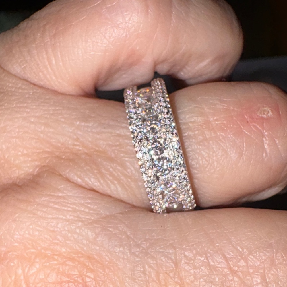Elegant Silver Moissanite Ring